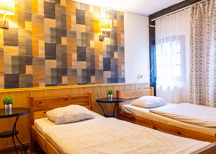 Hostel Orange